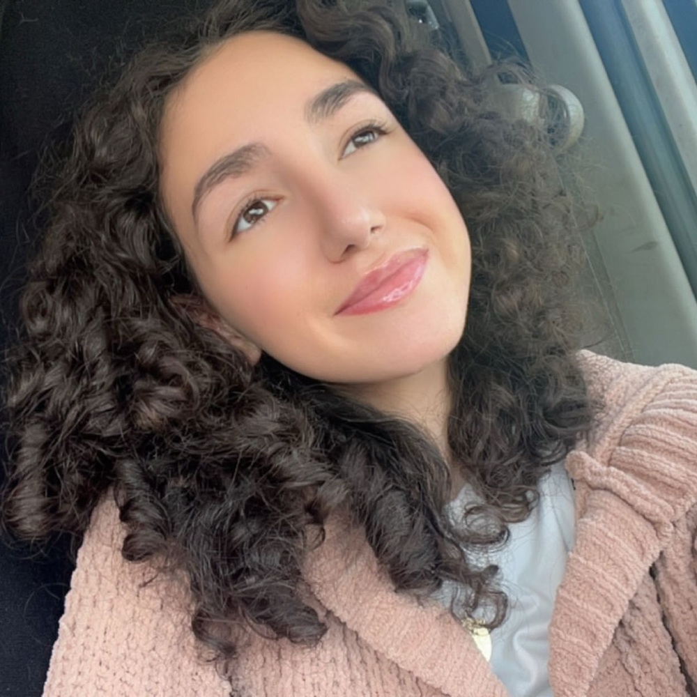 Meet your Posher, Dolly